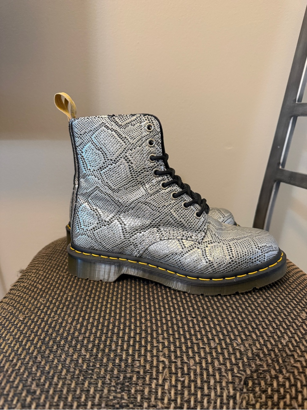 Silver Metallic Snake-Texture Dr. Martens